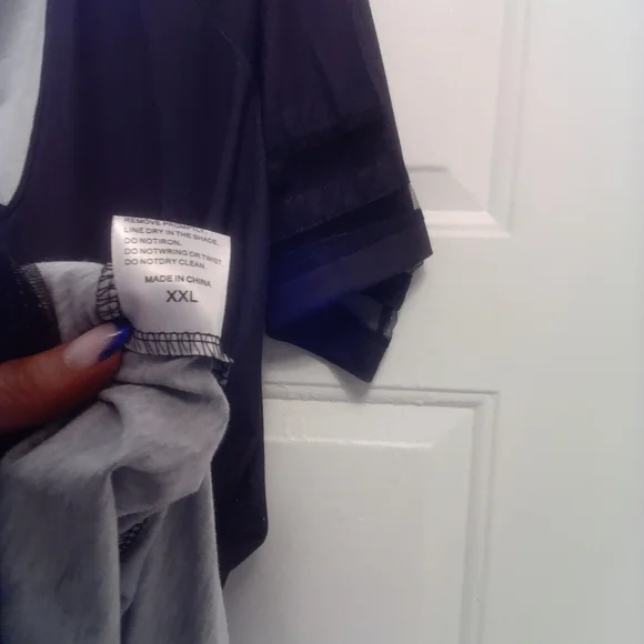 Chic Black and Grey and White Dress - Picture 4 of 4